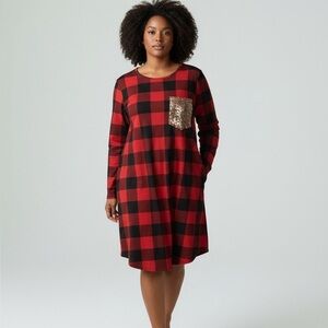 Red and Black Plaid Long Sleeve Nightshirt with Sequin Pocket in size 4X
